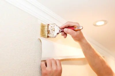 Pose de papier peint à Villemanoche — revêtements muraux et toiles de verre